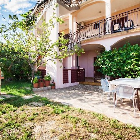 אומאג Apartments Dara מראה חיצוני תמונה