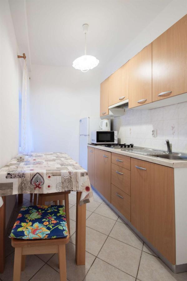 אומאג Apartments Dara מראה חיצוני תמונה