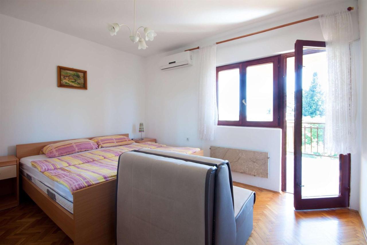 אומאג Apartments Dara מראה חיצוני תמונה