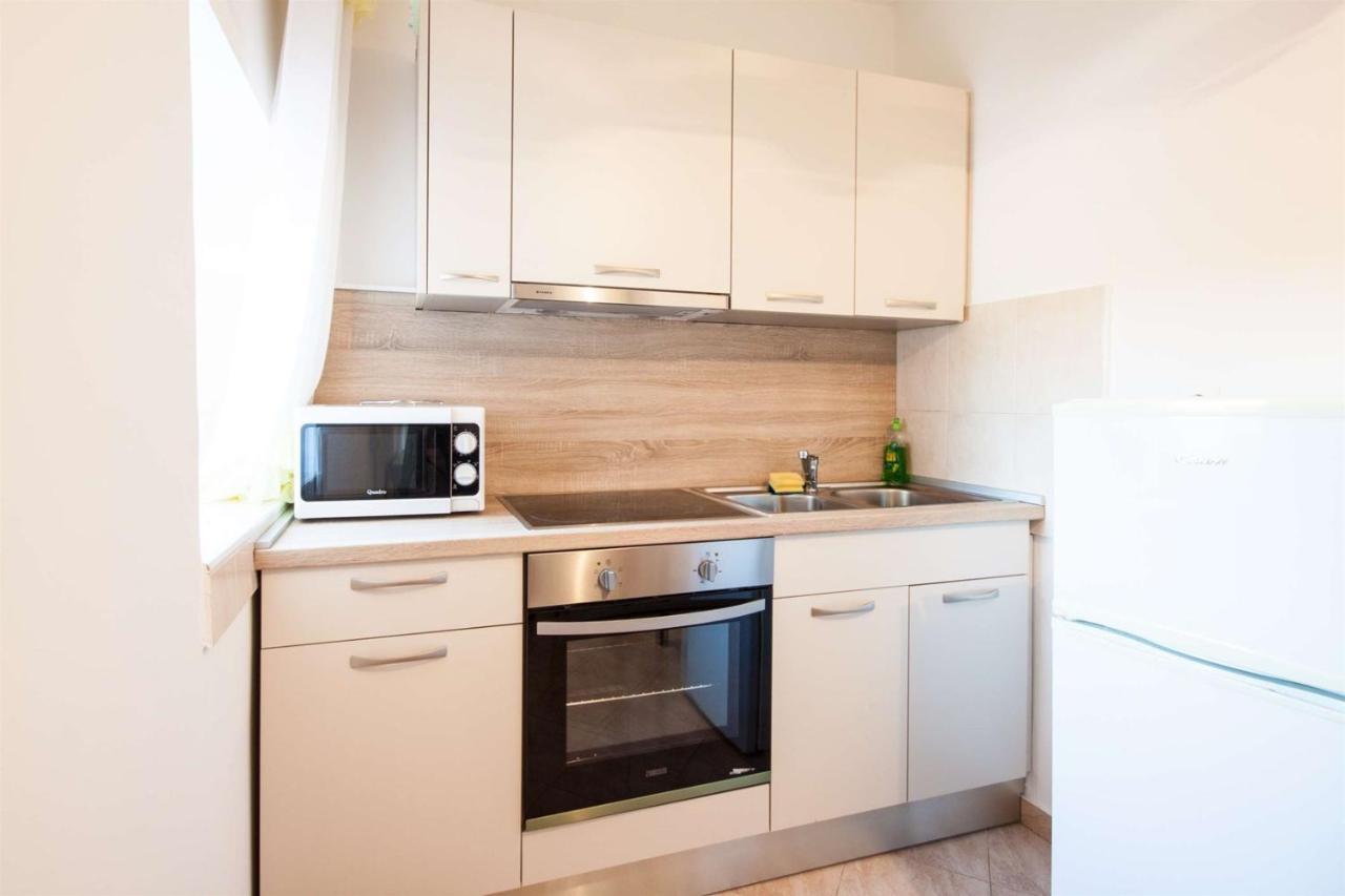 אומאג Apartments Dara מראה חיצוני תמונה
