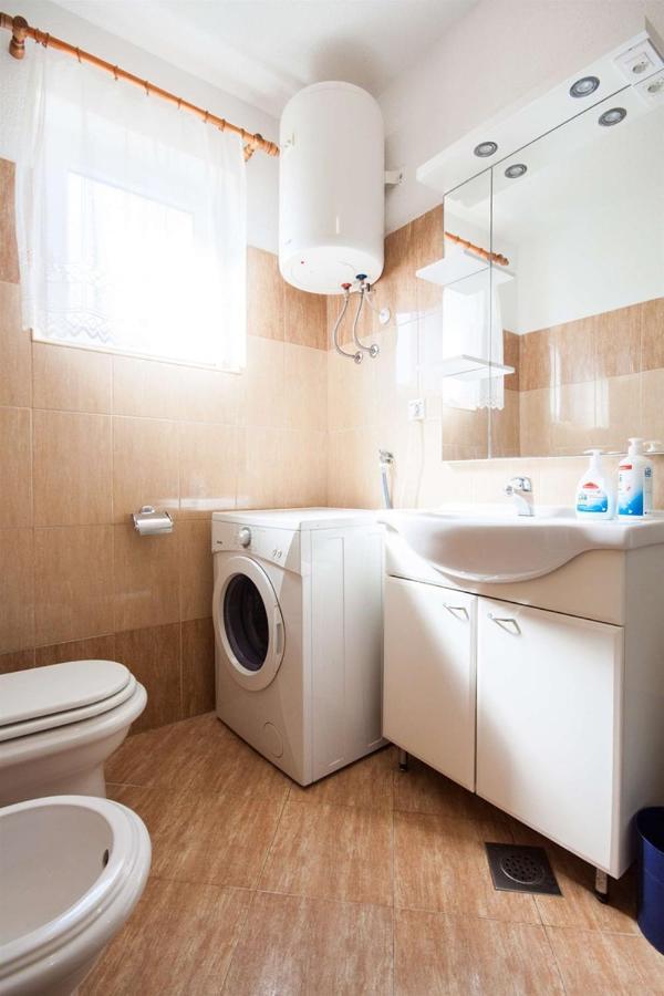 אומאג Apartments Dara מראה חיצוני תמונה